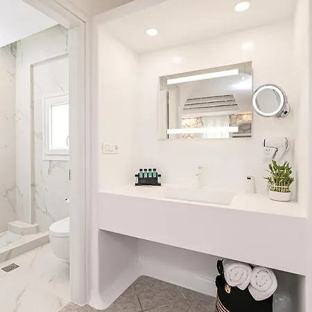 Naxos Evilion Luxury & * Naxos City