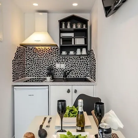 Naxos Evilion Luxury &