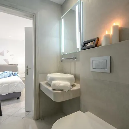 Naxos Evilion Luxury &