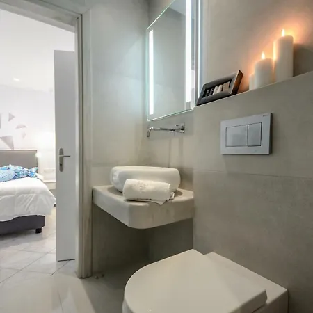 Naxos Evilion Luxury &