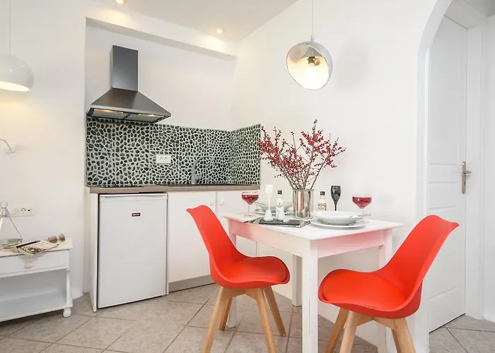 Naxos Evilion Luxury & * Naxos City