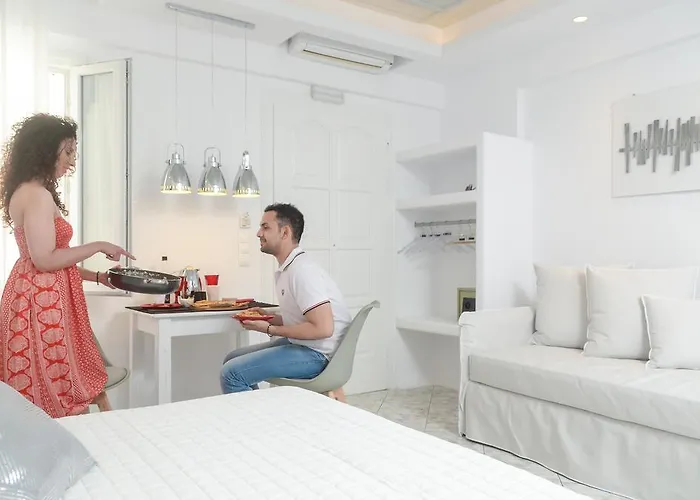 Naxos Evilion Luxury & *