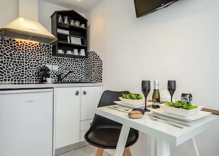 Naxos Evilion Luxury & * Naxos City