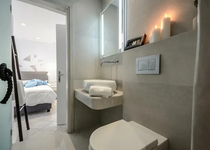 Naxos Evilion Luxury &