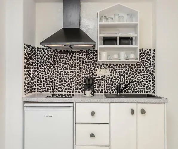 Naxos Evilion Luxury & * Naxos City